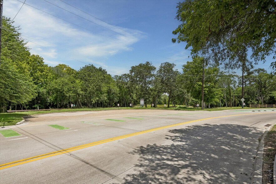More Photos Of 0 Deerwood, Houston Land For Sale