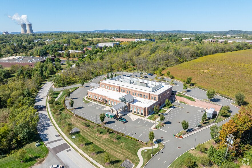 More Photos Of 475 Enterprise Dr, Royersford Medical For Lease