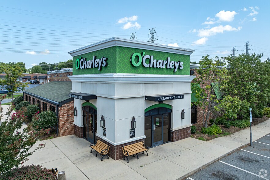 Primary Photo Of 123 N Arlington St, Salisbury Restaurant For Sale