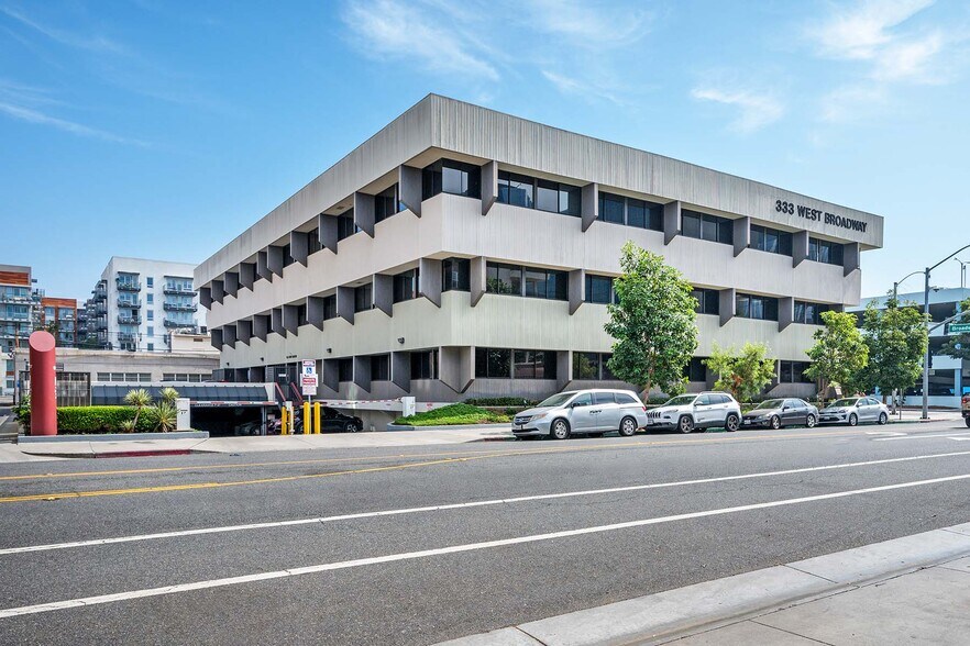 More Photos Of 333 W Broadway, Long Beach Medical For Lease