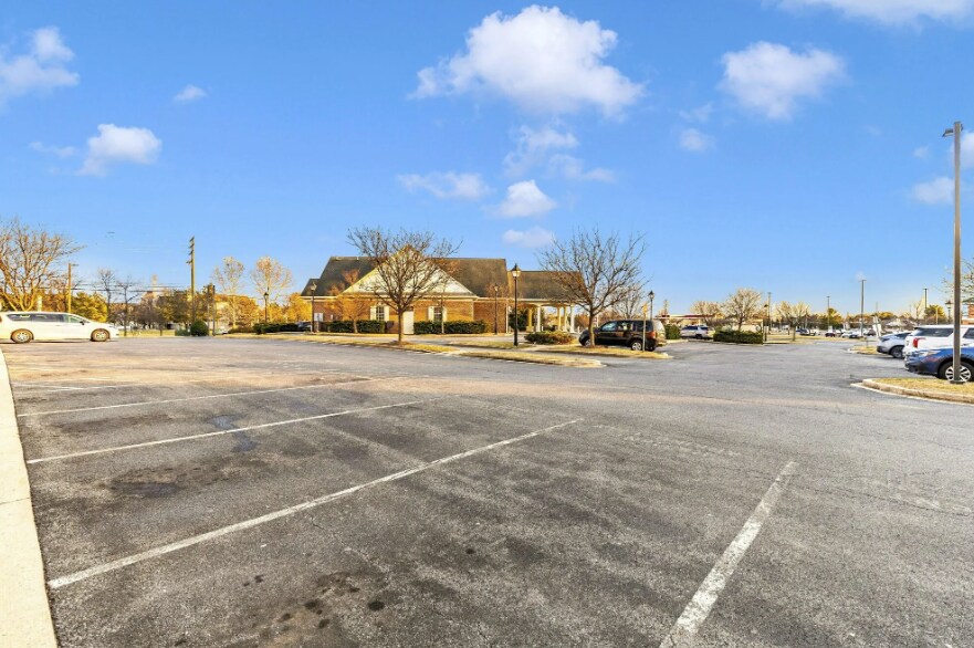 More Photos Of 6550 Mercantile Dr E, Frederick Medical For Sale