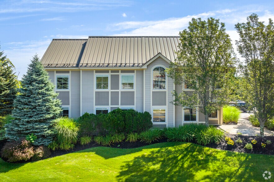 Primary Photo Of 83 Orchard Hill Park Dr, Leominster Office For Sale