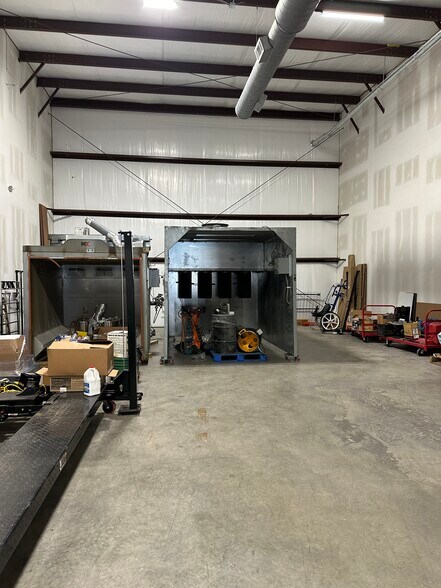 More Photos Of 430 Haynie Ave, Nashville Warehouse For Lease