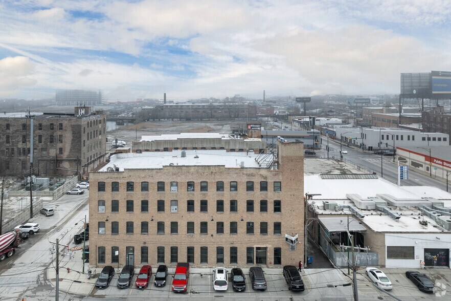 More Photos Of 1525 W Homer St, Chicago Loft Creative Space For Sale