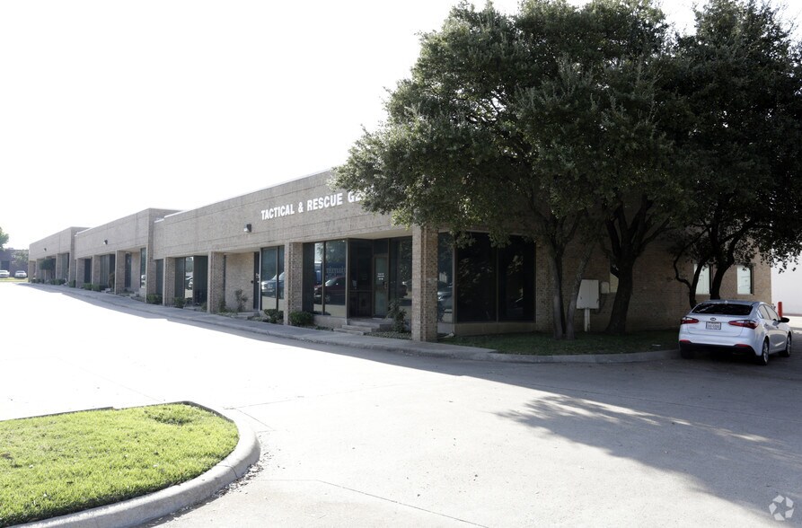 More Photos Of 701 E Plano Pkwy, Plano Unknown For Lease