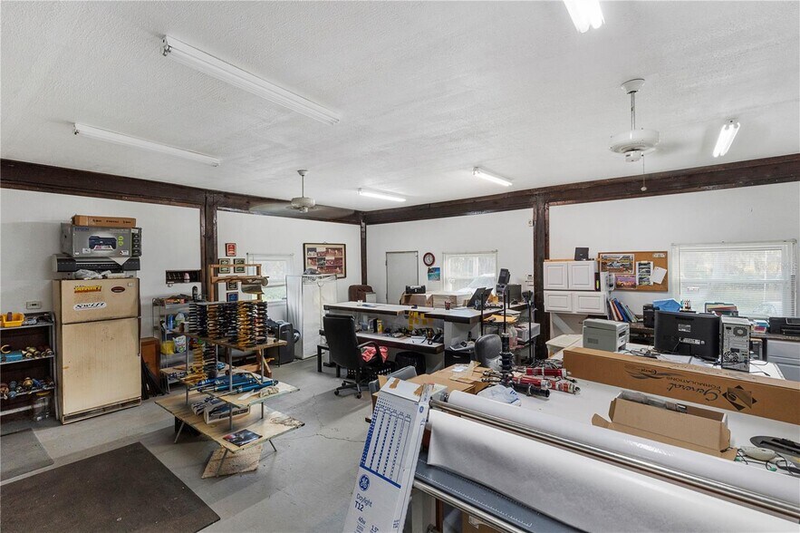 More Photos Of 15058 Balm Rd, Wimauma Industrial For Sale