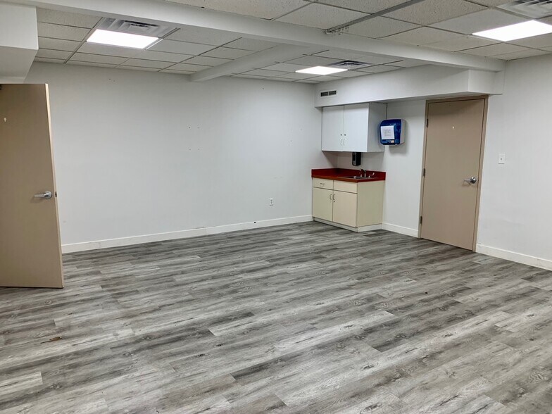 More Photos Of 6330 W Flamingo Rd, Las Vegas Medical For Lease