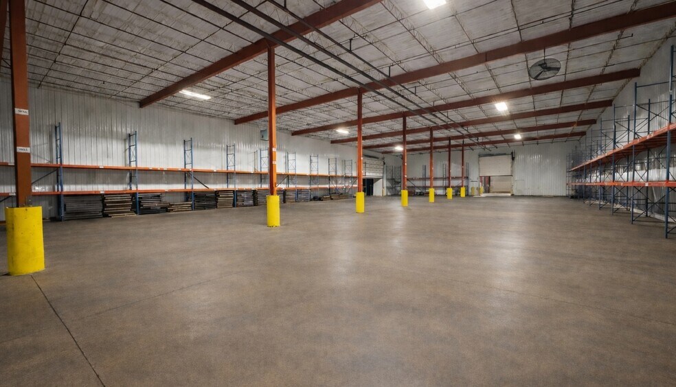More Photos Of 1207 Gordon Ave, Richmond Warehouse For Lease
