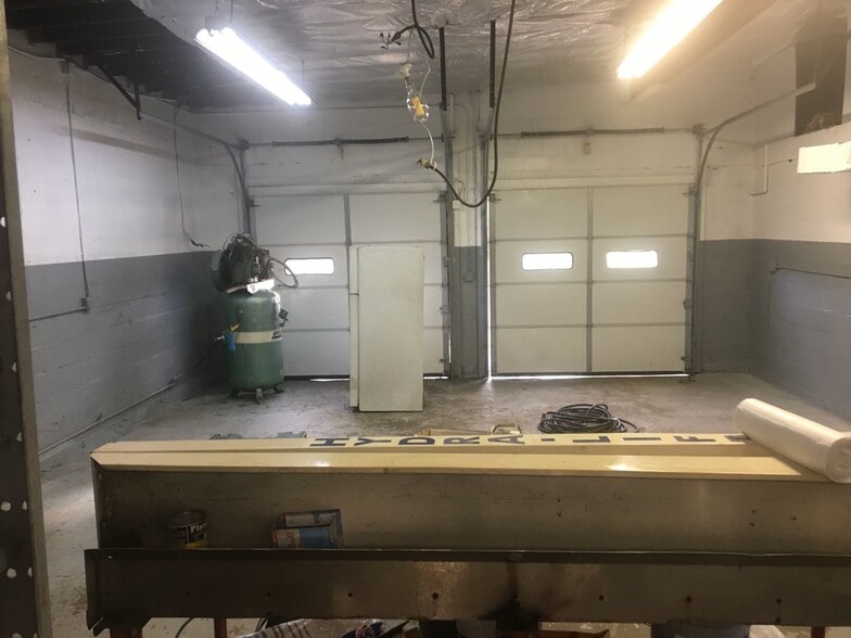 More Photos Of 470 Route 22 West, White House Station Auto Repair For Sale