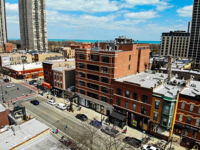 More Photos Of 1553 N Wells St, Chicago Apartments For Sale