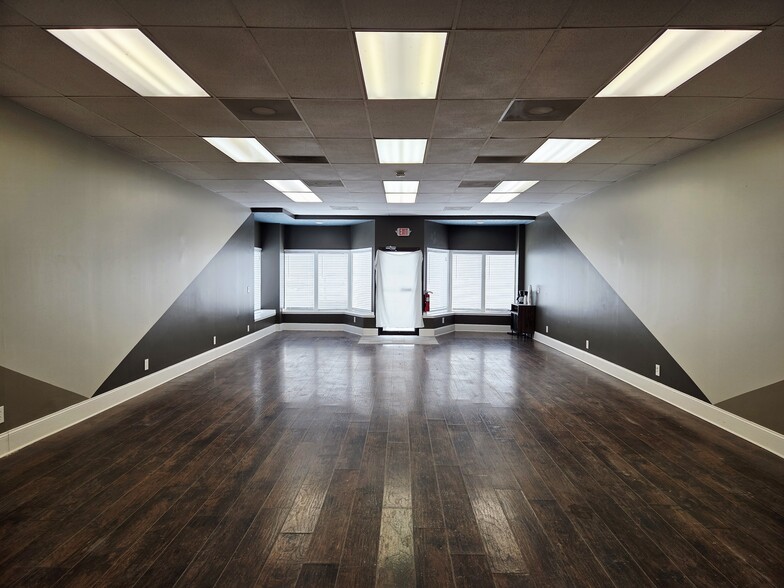 More Photos Of 1302 Broadway, Lorain Storefront Retail Residential For Sale