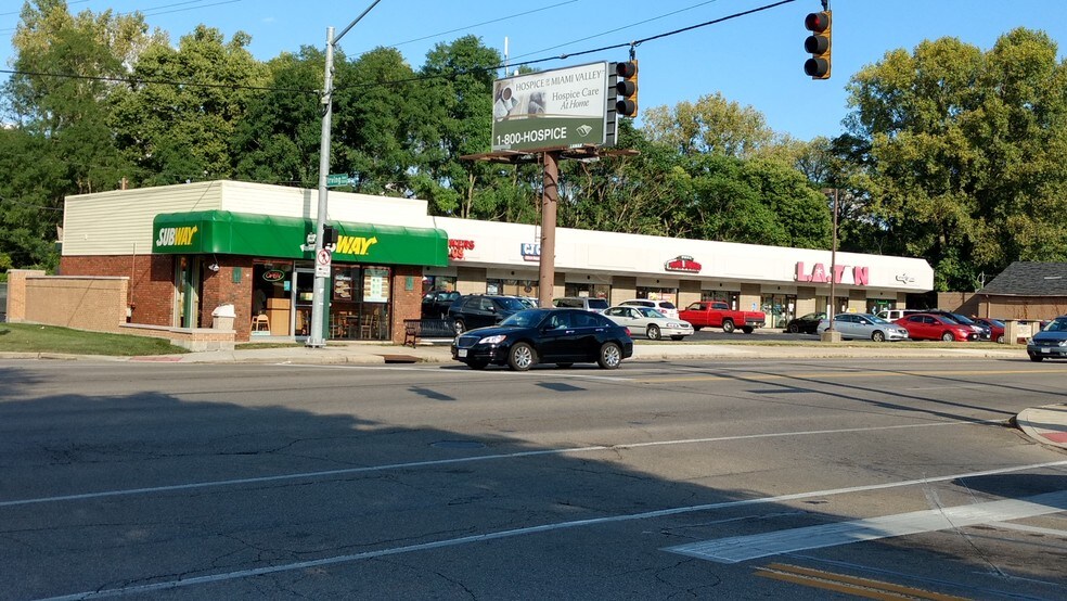 More Photos Of 544 Wilmington Ave, Dayton Storefront Retail Office For Lease
