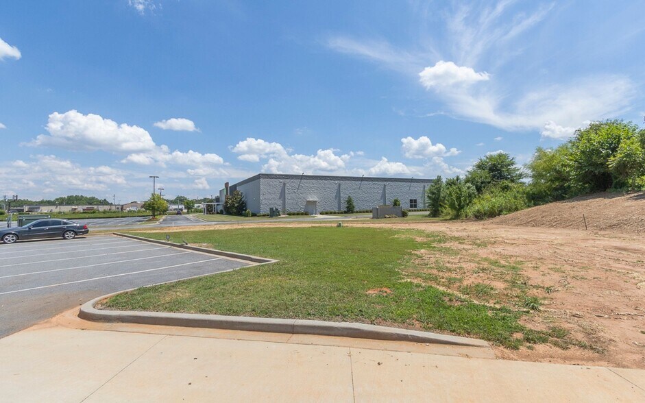 More Photos Of 106 Woodson St, Powdersville Land For Sale