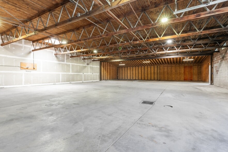 More Photos Of 49 W Burton Ave, Salt Lake City Warehouse For Lease