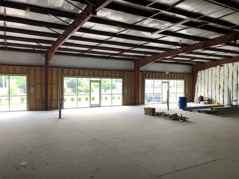 More Photos Of 176 New Porter Pike Rd, Bowling Green Service For Lease