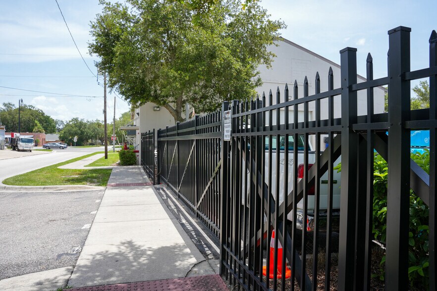 More Photos Of 1100 S French Ave, Sanford Freestanding For Lease