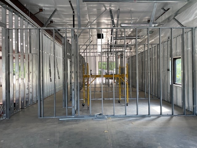 More Photos Of 4738 Commons Dr, Denver Showroom For Lease