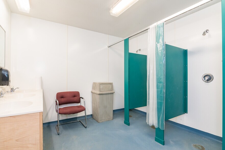 More Photos Of 154 S Mountain Rd, Northfield Schools For Sale