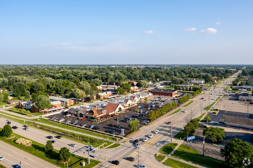 More Photos Of 36570-36830 Garfield Rd, Clinton Township Unknown For Lease