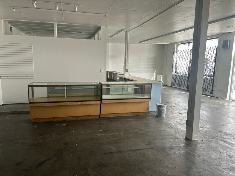 More Photos Of 1480 S State St, Salt Lake City Storefront For Sale