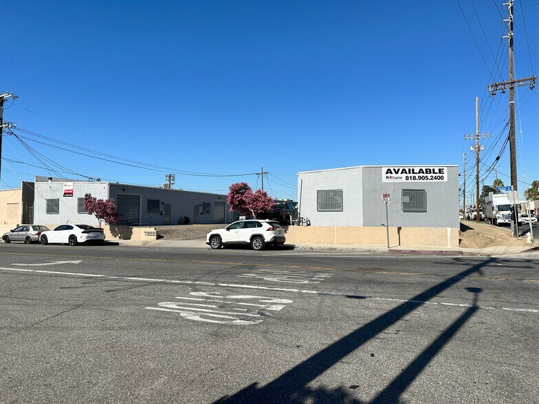 Primary Photo Of 7955 Haskell Ave, Van Nuys Warehouse For Lease
