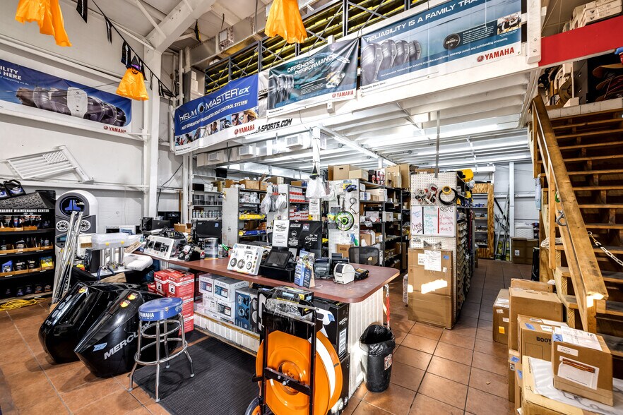 More Photos Of 90400 Overseas Hwy, Tavernier Marina For Sale