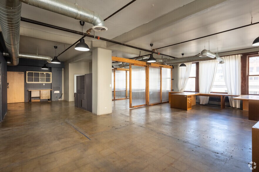 More Photos Of 724 S Spring St, Los Angeles Loft Creative Space For Lease