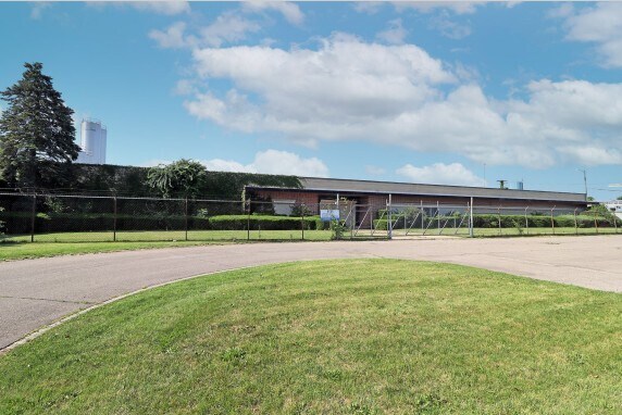 Primary Photo Of 8521 Lyndon St, Detroit Distribution For Lease