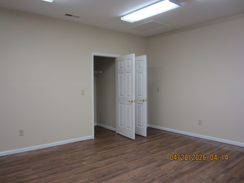 More Photos Of 1569 Jefferson Hwy, Fishersville Office For Lease