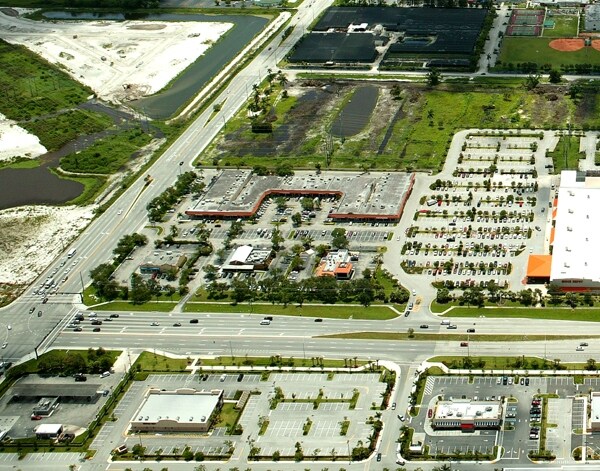 More Photos Of 5905-5985 S University Dr, Davie Freestanding For Lease