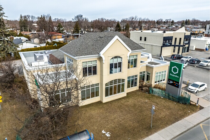 More Photos Of 250 Boul De La Concorde E, Laval Loft Creative Space For Sale