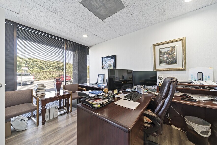 More Photos Of 1230 N Jefferson St, Anaheim Light Distribution For Sale