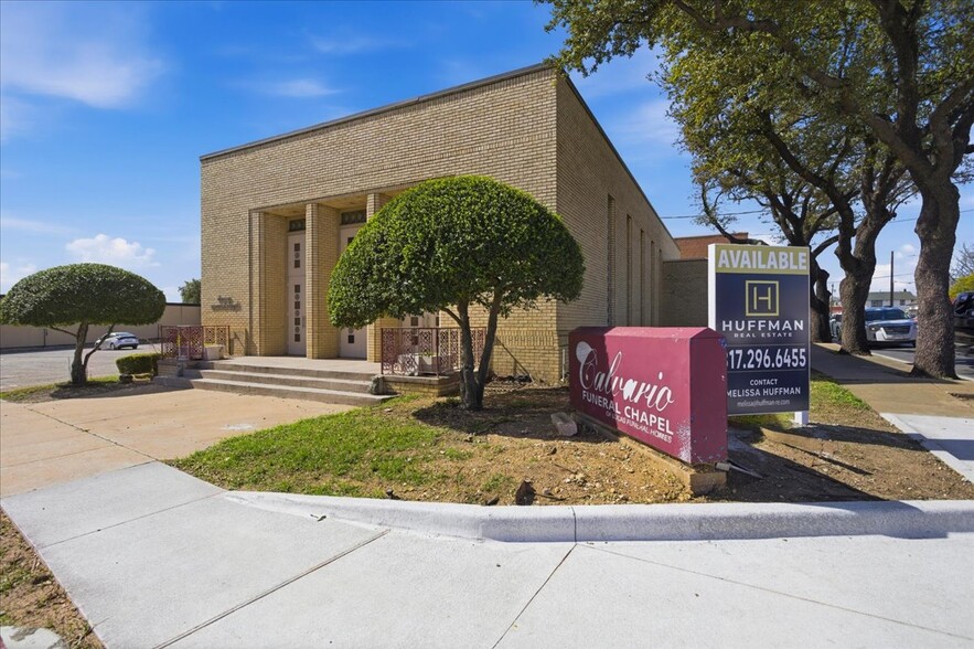 More Photos Of 111 W Northside Dr, Fort Worth Funeral Home For Lease