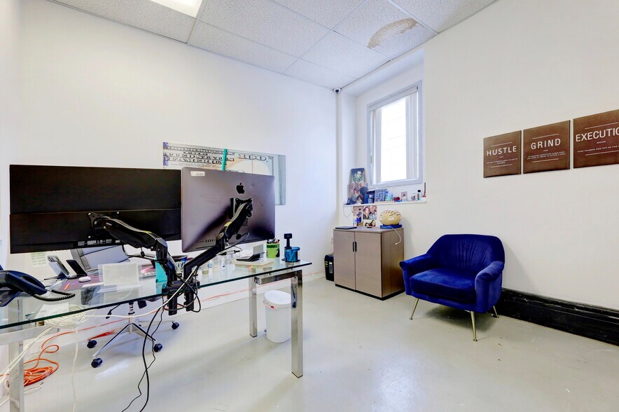 More Photos Of 174 Main Ave, Wallington Warehouse For Sale