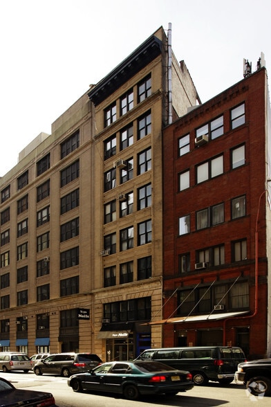 Primary Photo Of 8 Beach St, New York Apartments For Sale