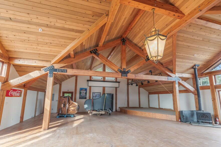 More Photos Of 2300 E Wellington Rd, Nanaimo Land For Sale