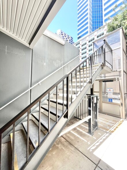 More Photos Of 500 N St, Sacramento Apartments For Sale