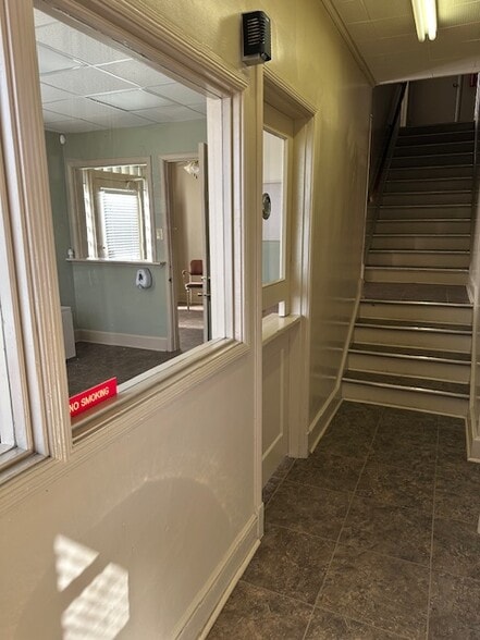 More Photos Of 1054 Industrial Ave, Danville Warehouse For Sale