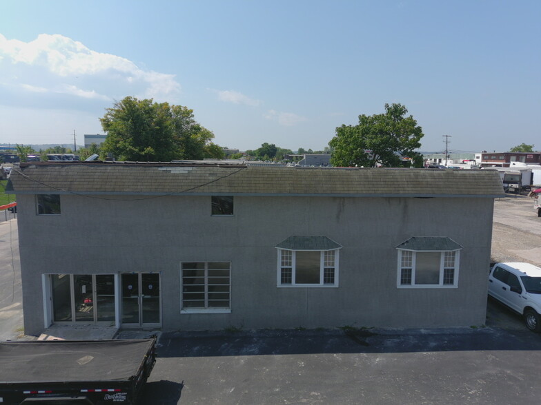 Primary Photo Of 1215 W Ridge Pike, Conshohocken Auto Repair For Lease