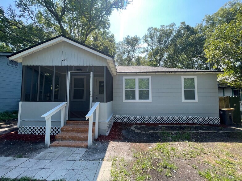 More Photos Of 619 Linwood Ave, Jacksonville Specialty For Sale