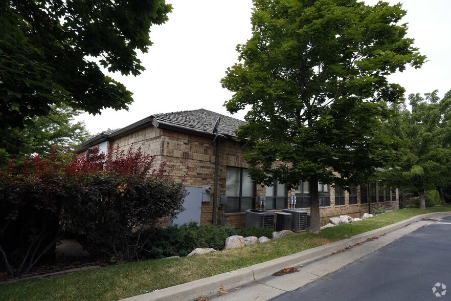 More Photos Of 1464 E Ridgeline Dr, South Ogden Office For Lease