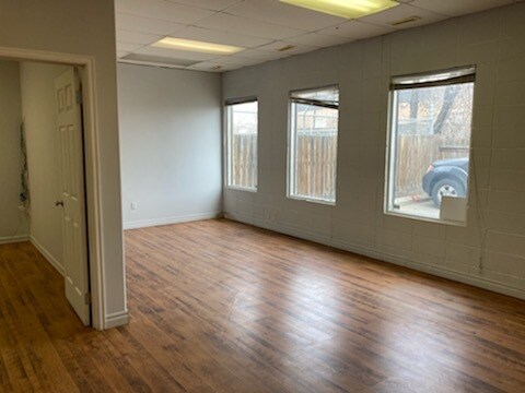 More Photos Of 4213 16A St SE, Calgary Warehouse For Sale