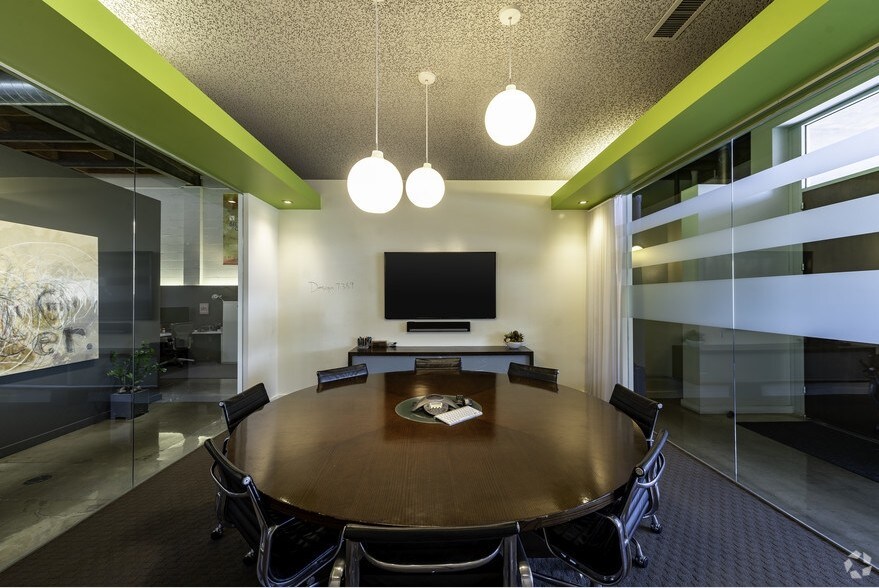 More Photos Of 1342 Coronado Ave, Long Beach Loft Creative Space For Lease