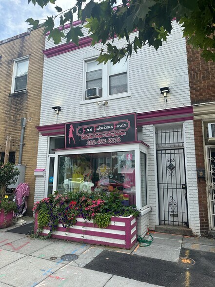 More Photos Of 843 Upshur St NW, Washington Storefront Retail Office For Lease