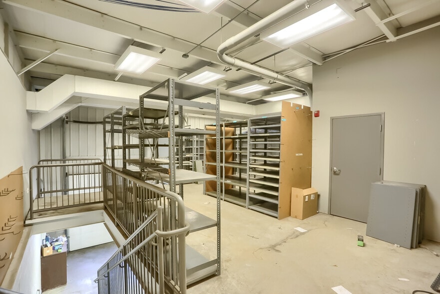 More Photos Of 3 Superior Way, Uniontown Auto Dealership For Sale