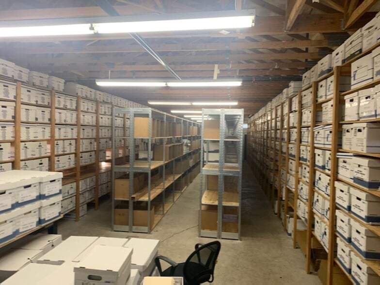 More Photos Of 2020 Peabody Rd, Vacaville Office For Lease