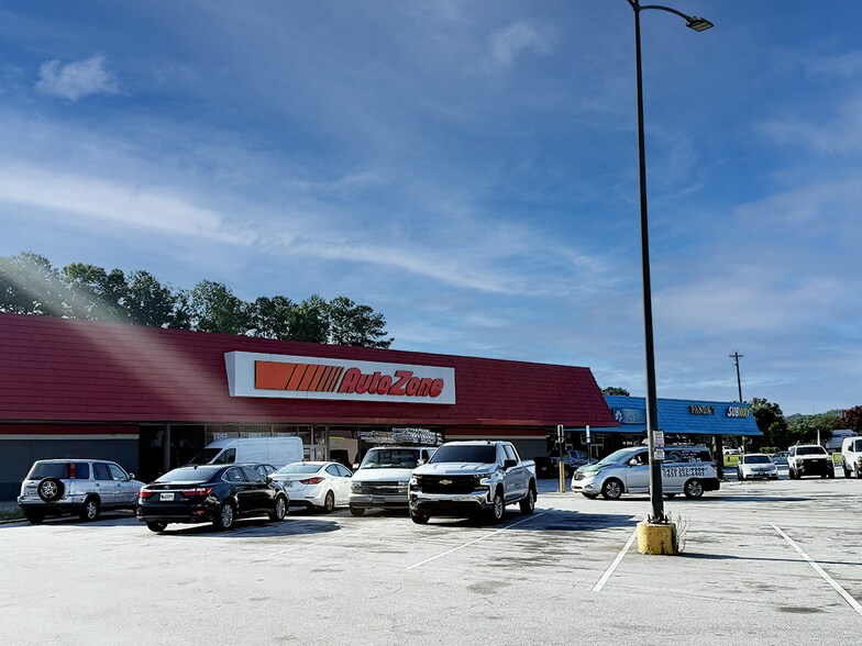 More Photos Of 900 Thornton Rd, Lithia Springs Unknown For Lease