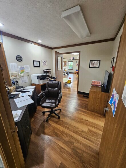 More Photos Of 325 E Main St, Brownsburg Daycare Center For Lease