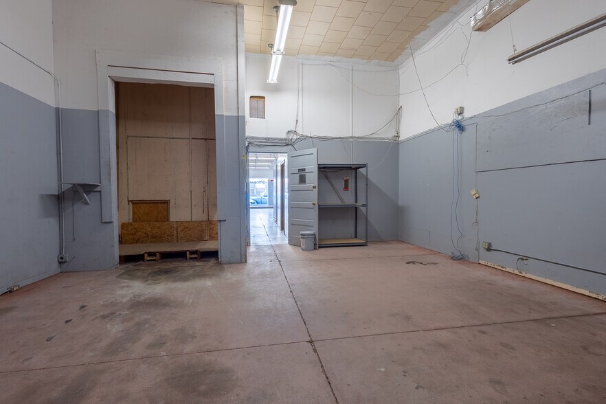 More Photos Of 2313 13th, Columbus General Retail For Sale