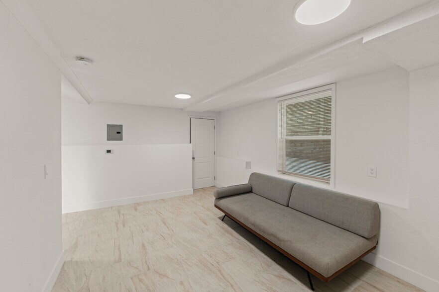 More Photos Of 940 York St, Vallejo Apartments For Sale